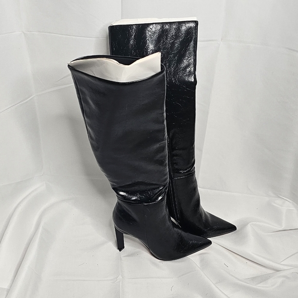 Woman boots - Picture 1 of 5